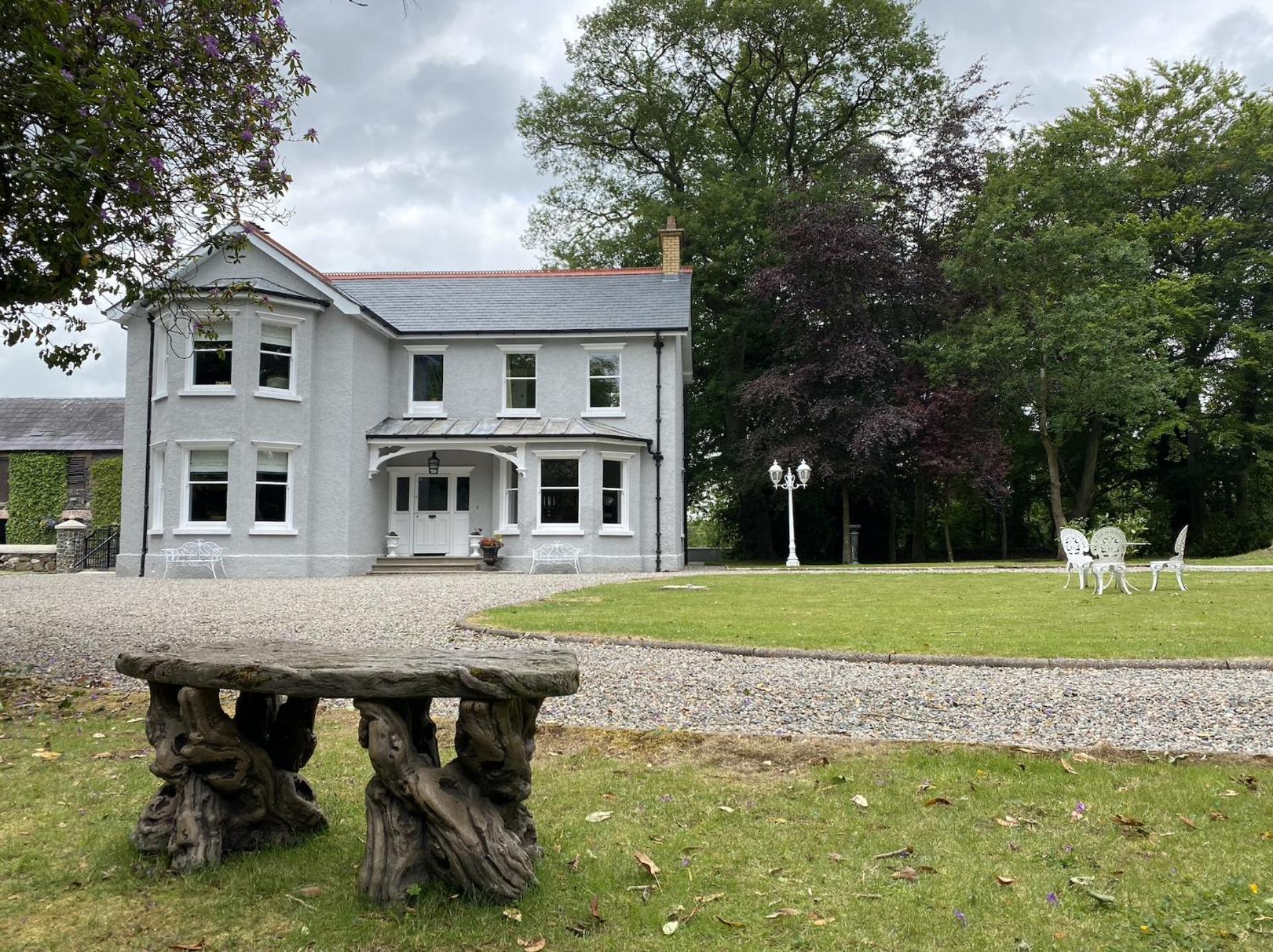 Luxury Accommodation In County Antrim With Riverside Hot Tub Kells Εξωτερικό φωτογραφία