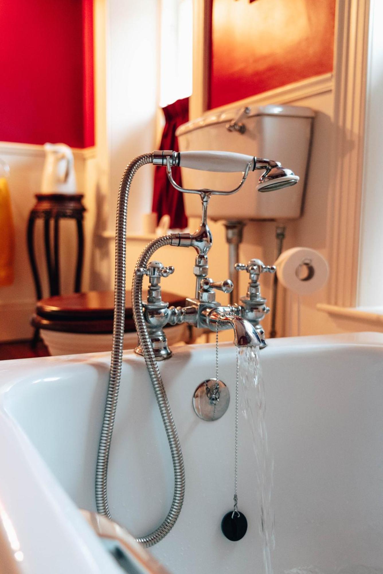 Luxury Accommodation In County Antrim With Riverside Hot Tub Kells Εξωτερικό φωτογραφία