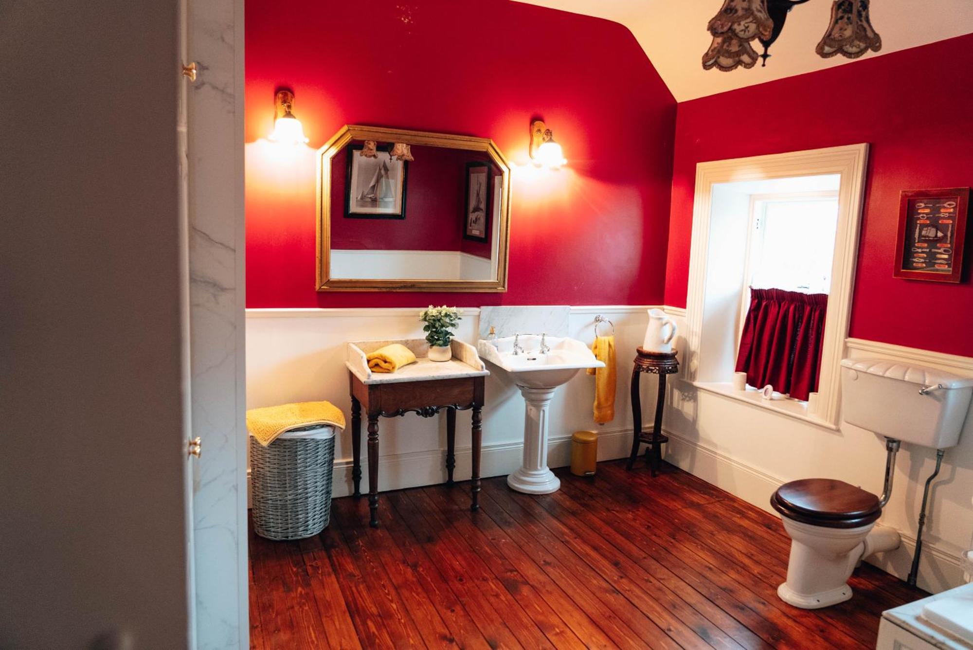 Luxury Accommodation In County Antrim With Riverside Hot Tub Kells Εξωτερικό φωτογραφία