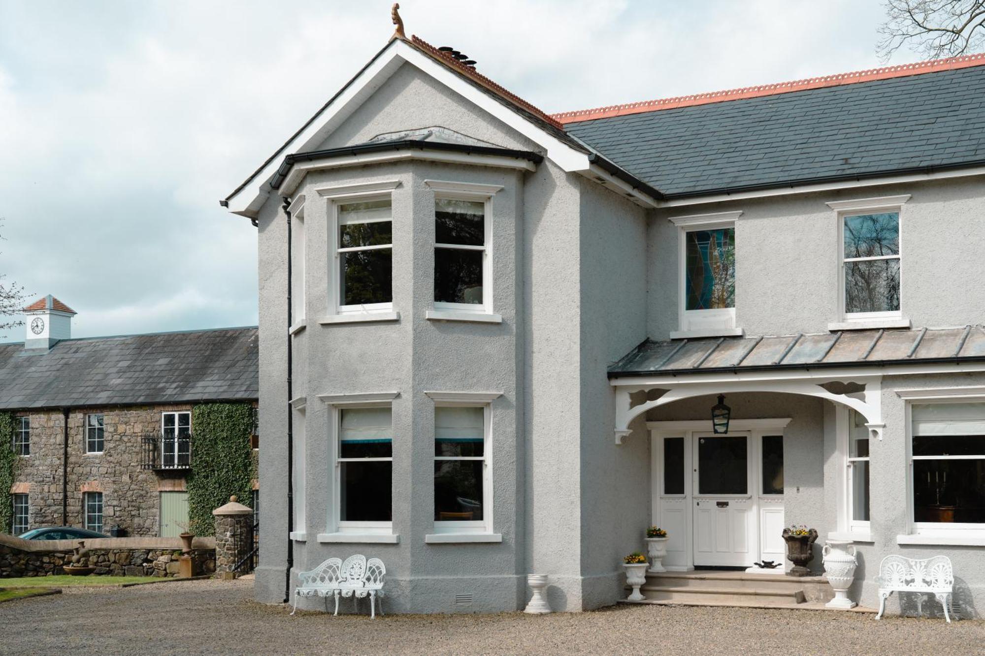 Luxury Accommodation In County Antrim With Riverside Hot Tub Kells Εξωτερικό φωτογραφία