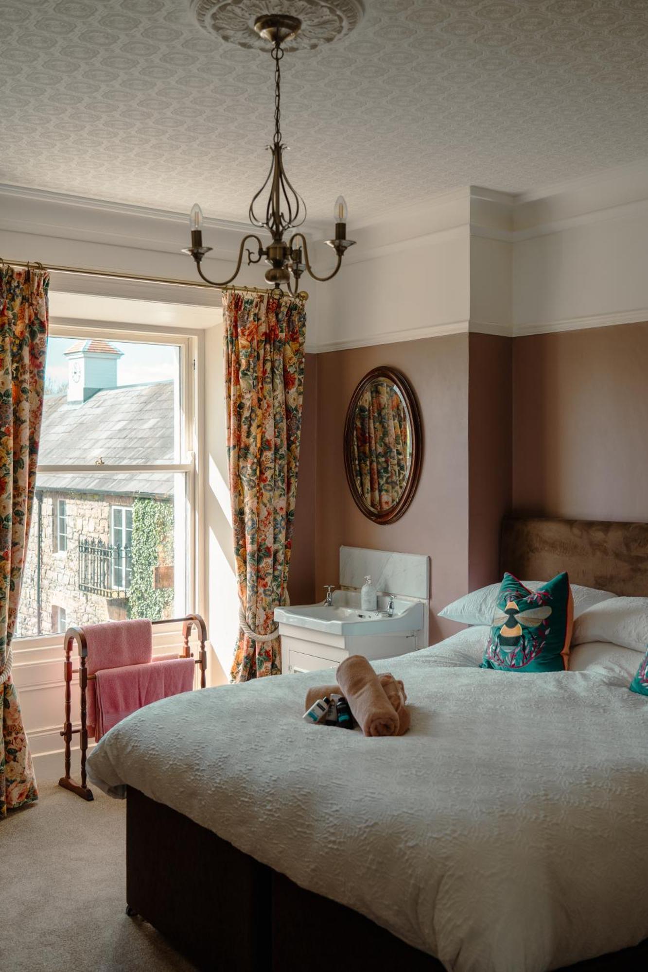 Luxury Accommodation In County Antrim With Riverside Hot Tub Kells Εξωτερικό φωτογραφία